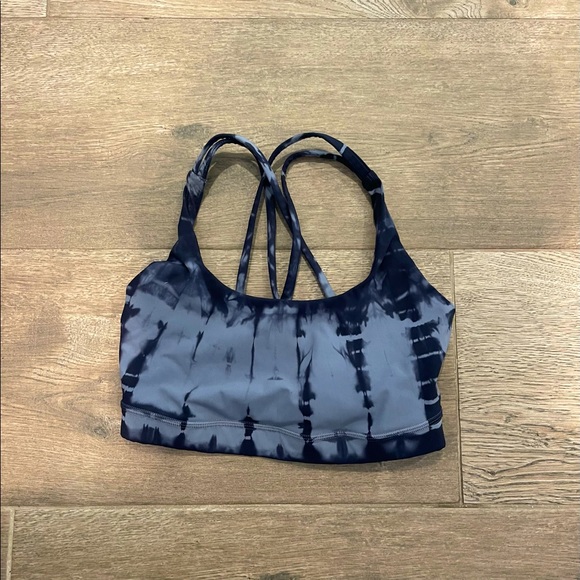 Lululemon MATCHING SET (leggings and sports bra) LIMITED ADDITION - Picture 5 of 6
